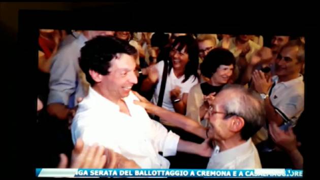 (Video) Gianluca Galimberti con il 56% riconfermato sindaco di Cremona , Carlo Malvezzi ammette la sconfitta