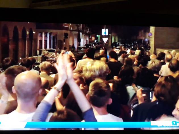(Video) Gianluca Galimberti con il 56% riconfermato sindaco di Cremona , Carlo Malvezzi ammette la sconfitta