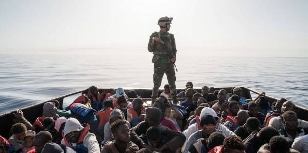 Pianeta Migranti. Con i soldi degli italiani si finanzia il comandante Bija trafficante libico di esseri umani.