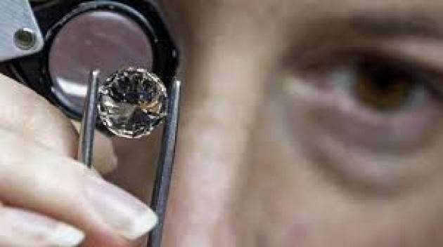 Cremona Codacons. Scandalo Diamanti Le prime sentenze a favore dei consumatori