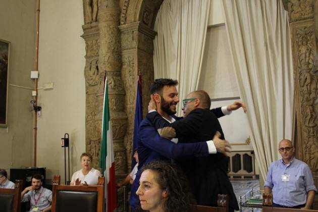 Cremona Insediato il nuovo Consiglio comunale, il Sindaco Galimberti ha giurato