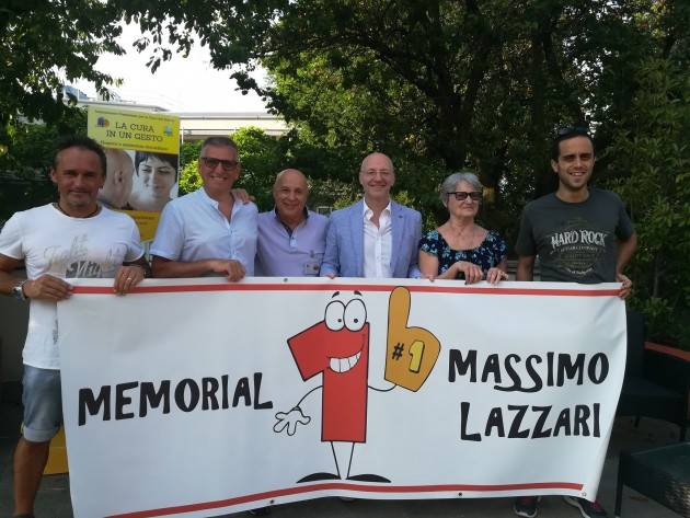 Gesto di solidarietà a Cremona 5°Memorial ‘Massimo Lazzari’ consegna a ACCD 2300,00 euro
