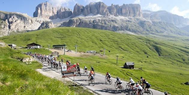 Montagna, l’economia basata sugli sci è ancora sostenibile?