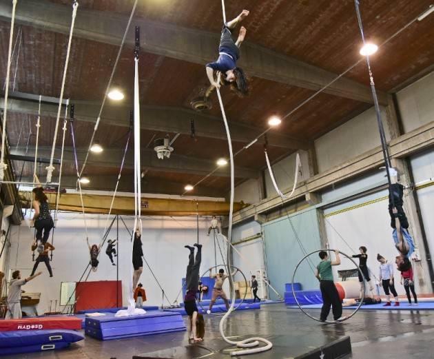 OLTRE 120 RAGAZZI PROVENIENTI DA 27 NAZIONI A TORINO PER LE AUDIZIONI DELLA FLIC SCUOLA DI CIRCO