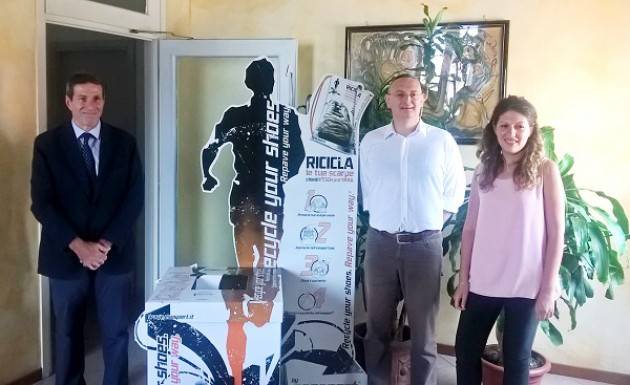 IL COMUNE DI PAULLO ANNUNCIA L’ADESIONE AL PROGETTO ESOSPORT  DEDICATO ALLA RACCOLTA E AL RICICLO DI SCARPE SPORTIVE ESAUSTE