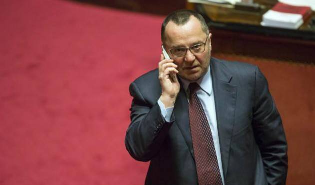 Luciano Pizzetti (PD): Il Governo si deve dimettere subito per votare a settembre