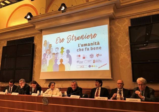 Pianeta Migranti. Arrivata in Parlamento la legge di iniziativa popolare della campagna ‘Ero Straniero’