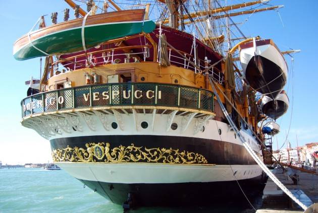 LA NAVE SCUOLA AMERIGO VESPUCCI A BERGEN (Norvegia)