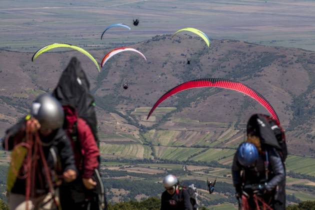 Parapendio azzurri pronti alla conquista del mondo Kruscevo nella Macedonia