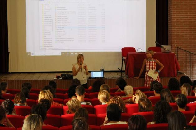 Cremona Nuovo anno scolastico, riunione plenaria del personale dei servizi educativi con Maura Ruggeri