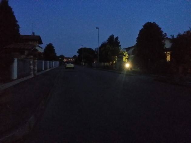 Pandino. Alcuni cittadini al buio 5 sere alla settimana denunciano