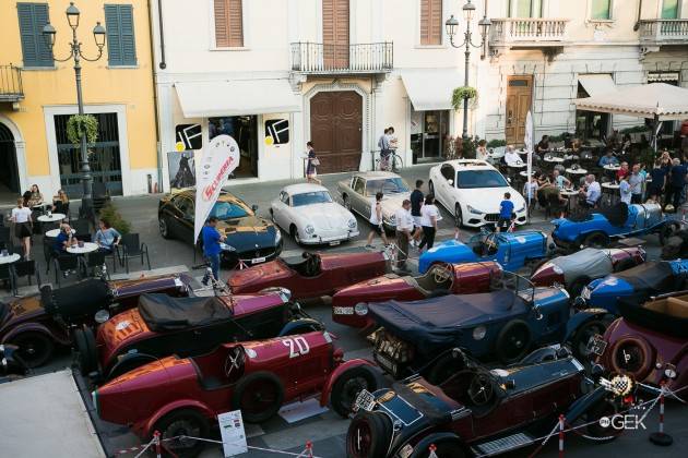 Scalda i motori la seconda edizione della rievocazione storico-automobilistica Brescia-Montichiari