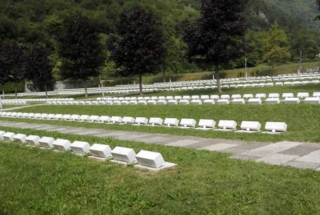 Visita al Cimitero monumentale delle vittime del Vajont.  La matassa di Massimo Negri – Casalmaggiore