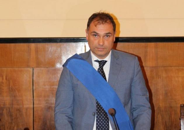 Il Presidente della Provincia di Cremona, Paolo Mirko Signoroni, ha prestato oggi  giuramento.