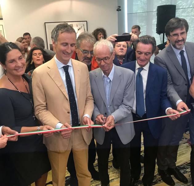 LNews-MILANO, PRESIDENTE FONTANA: PRIMO GRANDE EVENTO 'SETTIMANA MODA' INCORONA IL MAESTRO DELLA FOTOGRAFIA GIAN PAOLO BARBIERI