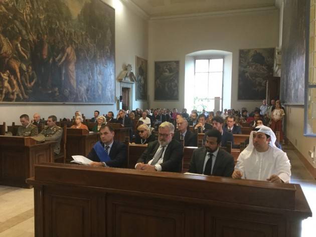 I maestri liutai stranieri a Cremona: LIUTERIA E DIPLOMAZIA