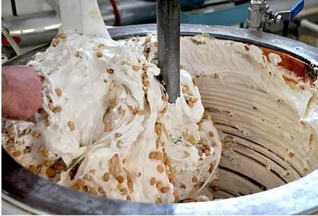 Cremona Festa del Torrone 2019 dal 16 al 24 novembre dedicata a Leonardo ed alle Olimpiadi