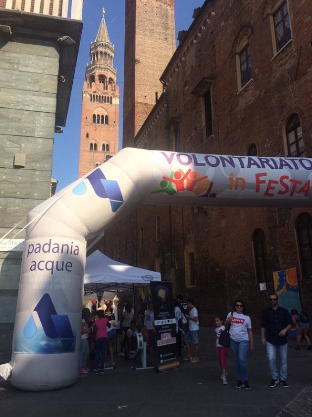 Acqua e amore. Senza non si vive. Padania Acque e Fond.Banca dell’Acqua alla Festa del volontariato 2019 Cremona