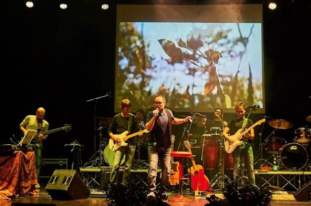 Teatro Ponchielli Cremona Canto Libero Omaggio alle canzoni di Battisti e Mogol