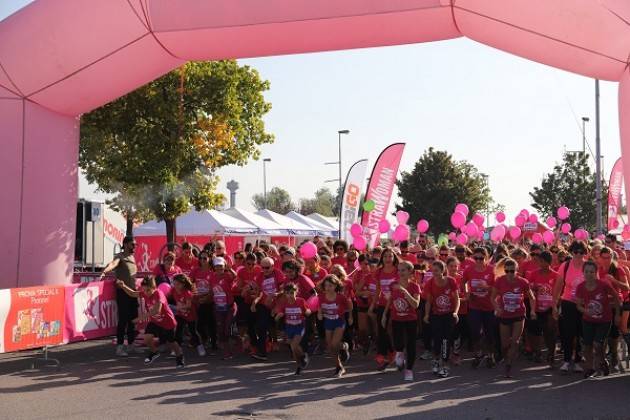 Quasi 1000 partecipanti alla StraWoman Cremona del  29 settembre 2019