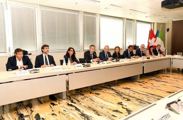 Milano A Palazzo Pirelli il vertice con l’Ufficio Presidenziale del Gran Consiglio della Repubblica e Cantone Ticino