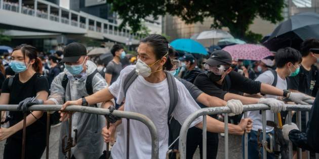 HONG KONG, AMNESTY INTERNATIONAL CRITICA I POTERI D’EMERGENZA