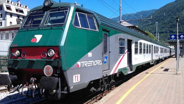 DISSERVIZI TRENORD:BALOTTA (EUROPA VERDE), AFFIDARE LE TRATTE MILANO-BERGAMO E MILANO-BRESCIA E MILANO CREMONA MANTOVA AD ALTRI OPERATORI FERROVIARI