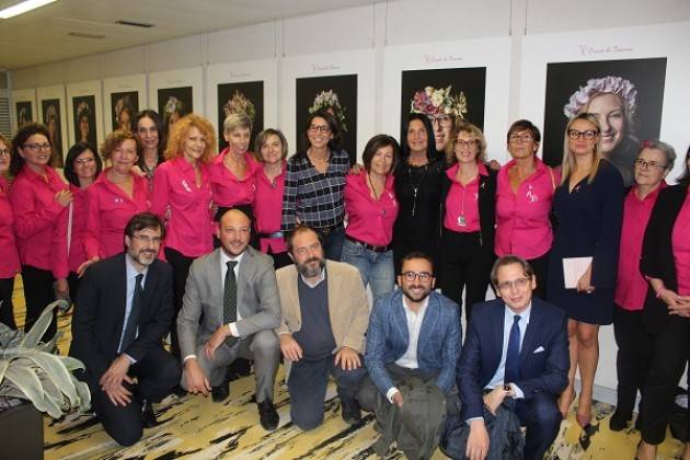 LNews-PREVENZIONE, A PALAZZO PIRELLI UNA MOSTRA FOTOGRAFICA A SOSTEGNO DI CHI LOTTA CONTRO I TUMORI FEMMINILI