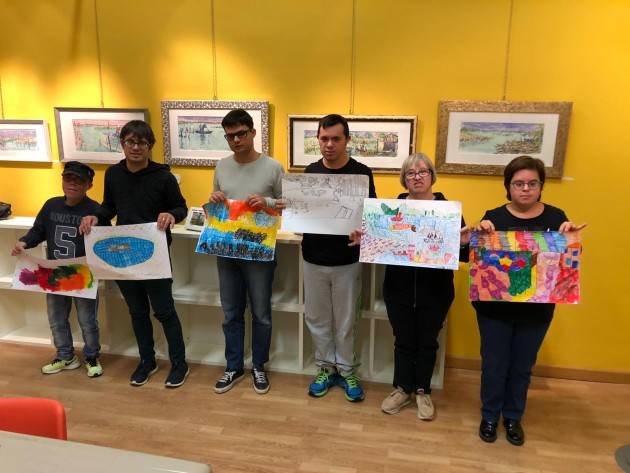 Crema Arte e disabilità, MagicoAtelier fa visita alla mostra di Gil Macchi