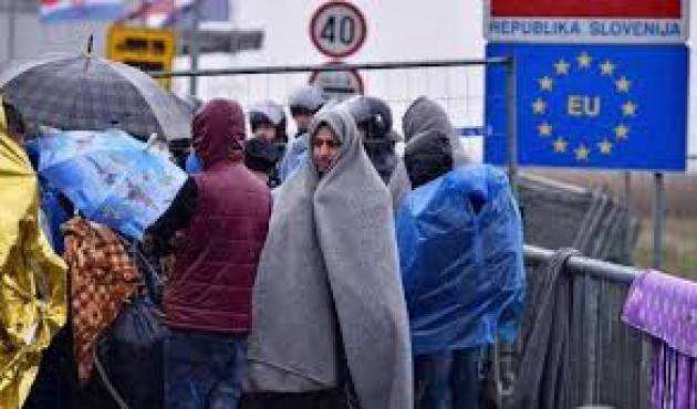 Pianeta Migranti Cremona . Traffico di uomini sui camion della morte.