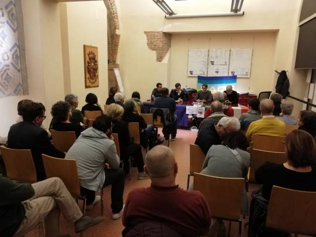 Forum Idee Cremona Interessante incontro  con Federico Gervasoni su ‘Il cuore nero della città…’