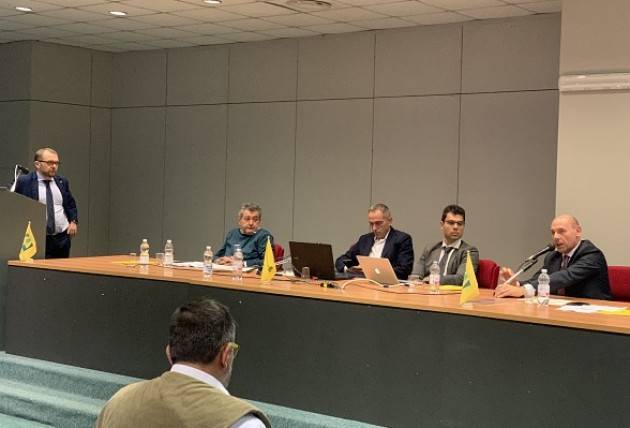 Cremona  Filiere sostenibili per la zootecnia italiana Grandissima partecipazione al convegno Coldiretti-Anafij