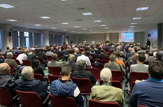 Cremona  Filiere sostenibili per la zootecnia italiana Grandissima partecipazione al convegno Coldiretti-Anafij
