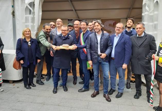 LNews-CREMONA.INAUGURATA DA ROLFI 'FESTA DEL SALAME': PRODUZIONI TIPICHE DI QUALITA' ELEMENTO DI FORZA, FACCIAMO SQUADRA