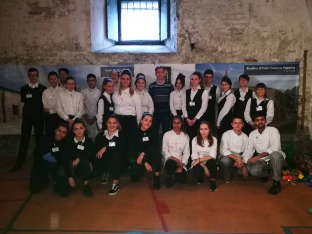 Pizzighettone Oggi Venerdì 1 Novembre alla grande  27^ Fasulin de l'òc cun le Cudeghe   1-2-3 Novembre 2019