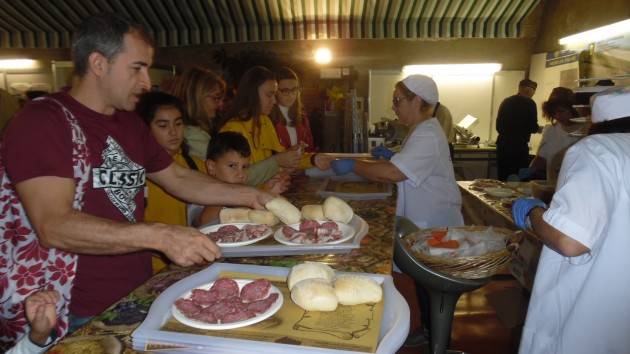 Pizzighettone Confermata la tradizione dei Fasulin nel giorno dei Defunti 