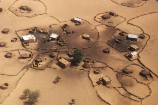 Pianeta Migranti. L’Africa e i cambiamenti climatici di Bruna Sironi