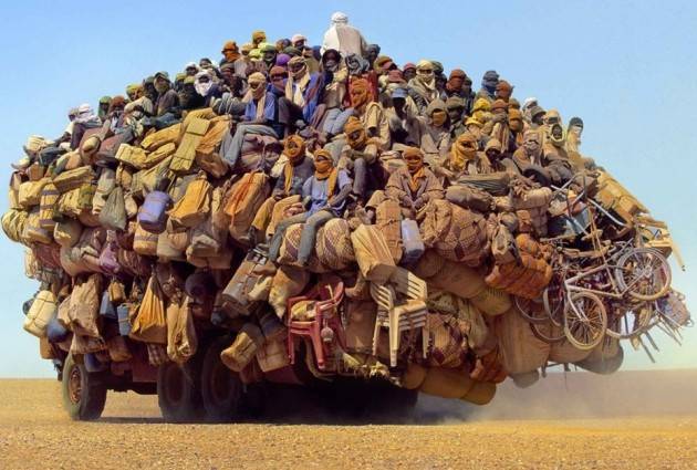 Pianeta Migranti. L’Africa e i cambiamenti climatici di Bruna Sironi