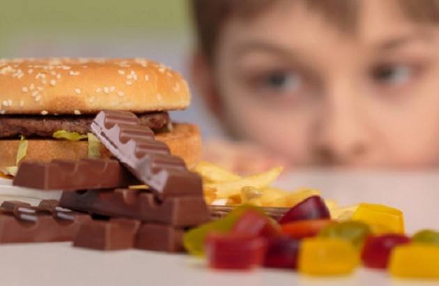 Salute, Lombardia: 18% bambini in sovrappeso ma quasi 51 mila non hanno cibo a sufficienza