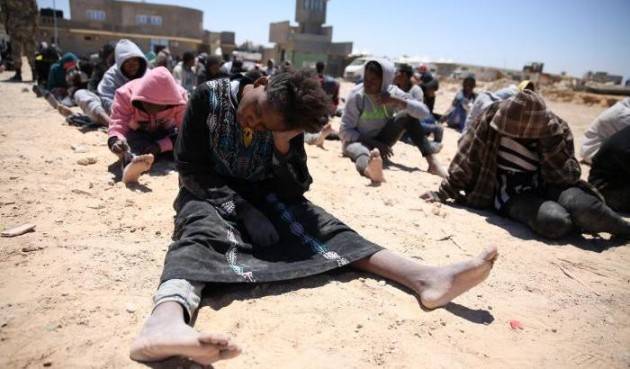Pianeta Migranti Cremona . Non abituiamoci al massacro dei migranti in Libia.