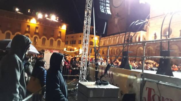 Cremona Tanta folla alla Festa del Torrone 2019 nonostante la pioggia. Soddisfazione di Gianluca Galimberti