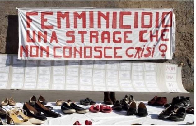 Violenza sulle donne 25 novembre: Gualtieri firma decreto per orfani da femminicidio