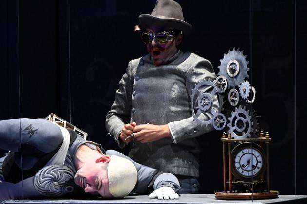 Cremona Al Teatro Ponchielli APERITIVO CON L’OPERA: GUIDA ALL’ASCOLTO DI L’HEURE ESPAGNOLE E GIANNI SCHICCHI
