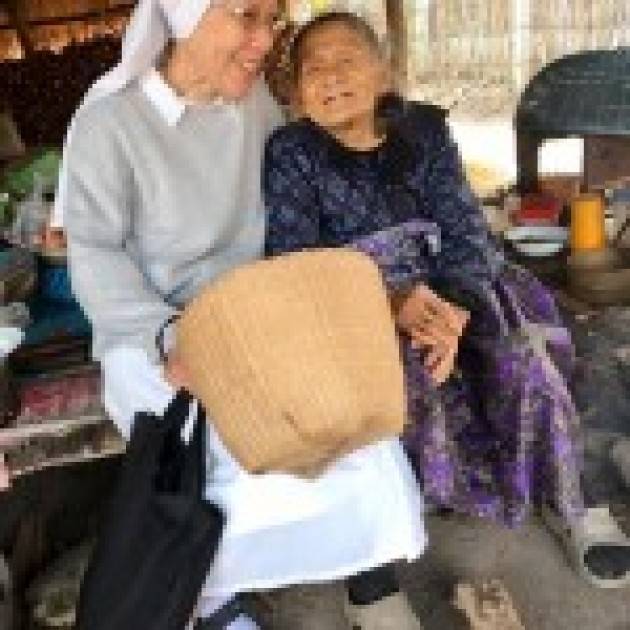 CHIARA, VOGHERESE IN MISSIONE IN THAILANDIA
