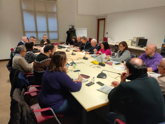 Rosita Viola risponde alle opposizioni : Azienda Cremona Solidale non sarà trasformata in Fondazione. Le rette aumenteranno di 2,10 euro al dì ma è necessario.