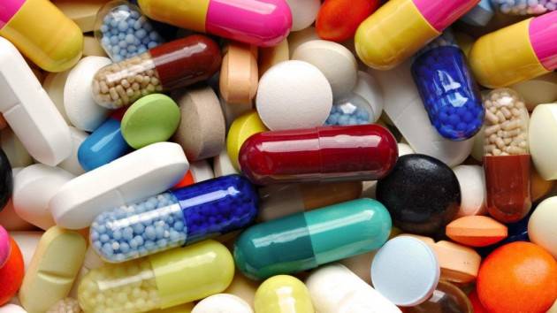 DROGA E MISTIFICAZIONI | VINCENZO ANDRAOUS (Pv)
