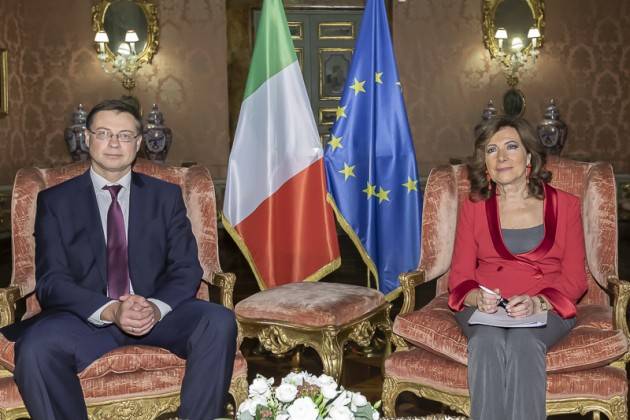SENATO: LA PRESIDENTE CASELLATI INCONTRA IL COMMISSARIO UE DOMBROVSKIS