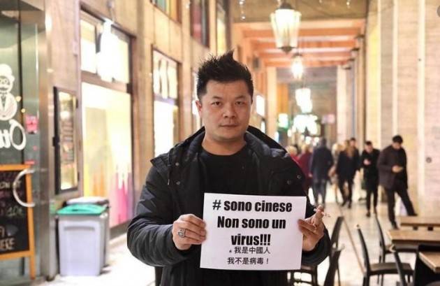 Io non sono un virus, sono un essere umano, liberami dal pregiudizio (Video)