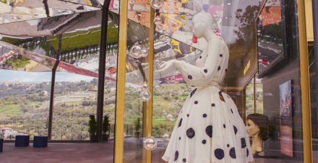 Al via a Sanremo la mostra ''The Fashion side of Festival''