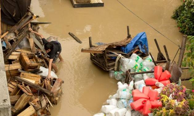 Gli stati devono iniziare a riconoscere i “rifugiati climatici”?